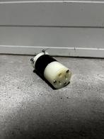 Leviton Straight Blade Connector 15Amp 125V 2-Pole, 3-Wire, Ophalen of Verzenden, Nieuw