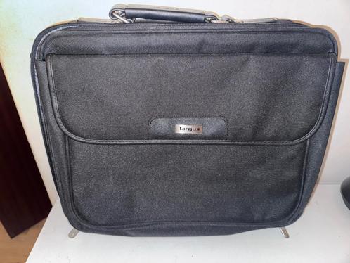 Targus laptop tas tbv laptop max 38x32x10cm, Computers en Software, Laptoptassen, Zo goed als nieuw, Aktetas, 15 inch, Ophalen of Verzenden