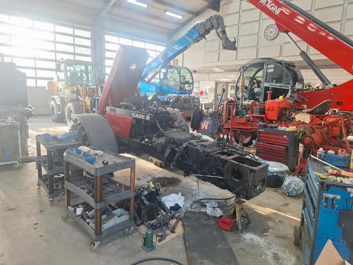 Case international 845xl versnellingsbak, Zakelijke goederen, Agrarisch | Onderdelen | Banden, Velgen en Assen, Ophalen of Verzenden