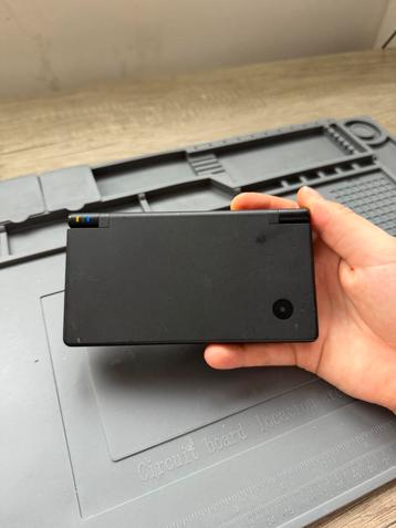 Nintendo DSi - Zeer Goede Staat! beschikbaar voor biedingen
