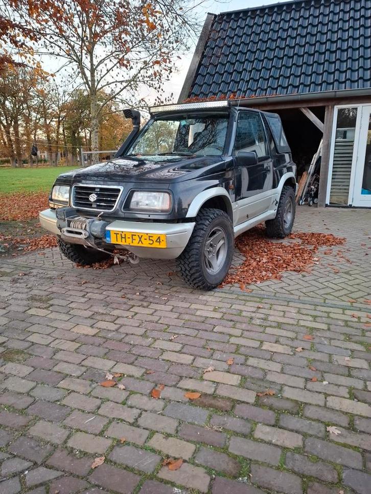 Suzuki Vitara 2.0 Cabrio 16V 4WD 1998 Zwart, Auto's, Suzuki, Particulier, Vitara, Benzine, SUV of Terreinwagen, Handgeschakeld
