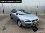 Ford Focus 1.6-16V Futura Automaat Airco NIEUWE APK, 1596 cc, 101 pk, Gebruikt, 4 cilinders