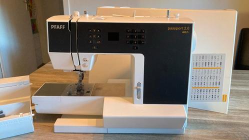 Te koop zgan Pfaff passport 2.0 met IDT, Hobby en Vrije tijd, Naaimachines en Toebehoren, Zo goed als nieuw, Naaimachine, Pfaff