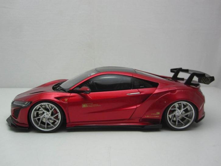 modelauto, Hobby en Vrije tijd, Modelauto's | 1:18, Zo goed als nieuw, Auto, Overige merken, Ophalen of Verzenden
