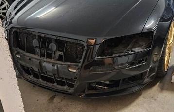Audi A8 S8 D3 4E Voorbumper facelift beschikbaar voor biedingen