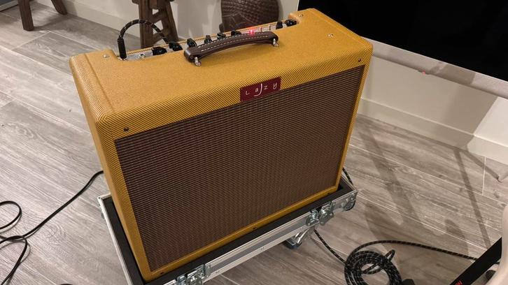 LazyJ J-40 - 2 /12 met flightcase. 2023, Muziek en Instrumenten, Versterkers | Bas en Gitaar, Zo goed als nieuw, Gitaar, Minder dan 50 watt