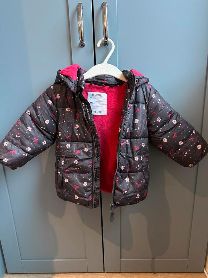 Winterjas maat 74 Blue Seven, Kinderen en Baby's, Babykleding | Maat 80, Zo goed als nieuw, Meisje, Jasje, Ophalen