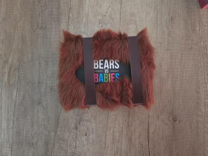 Bears vs Babies, Hobby en Vrije tijd, Gezelschapsspellen | Kaartspellen, Zo goed als nieuw, Vijf spelers of meer, Ophalen of Verzenden