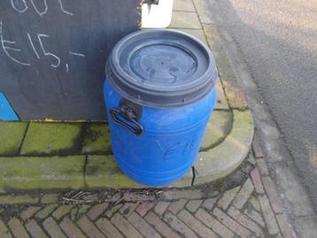 voerton 60 liter beschikbaar voor biedingen