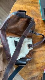 Stijlvolle Dames Handtas met Uniek Design, Sieraden, Tassen en Uiterlijk, Tassen | Damestassen, Ophalen of Verzenden, Zo goed als nieuw