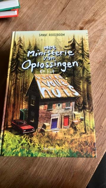 Het ministerie van Oplossingen en het veel te volle huis beschikbaar voor biedingen