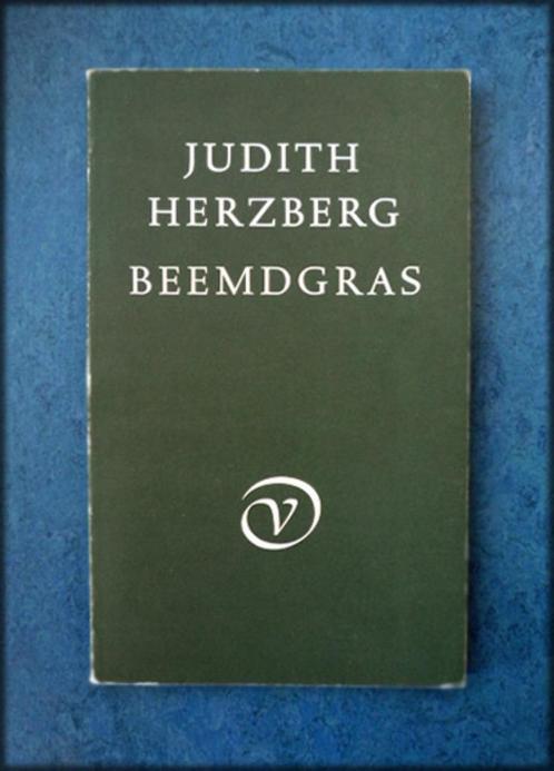 JUDITH HERZBERG - Beemdgras - De tweede dichtbundel van Jud, Boeken, Gedichten en Poëzie, Zo goed als nieuw, Verzenden