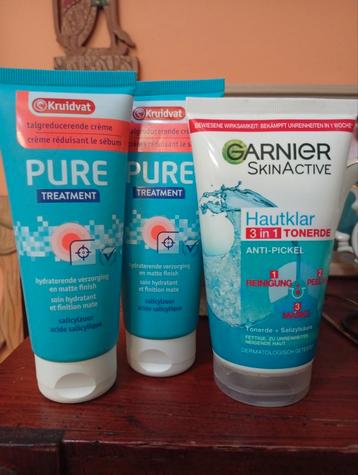 Acne puistjes cremes en wash. beschikbaar voor biedingen