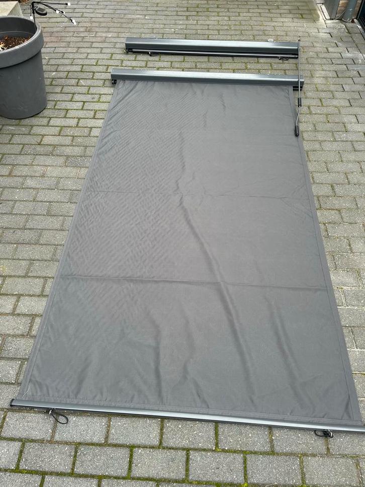 2 stuks uitschuifbaar Rolgordijn/Screen voor buiten, Tuin en Terras, Zonneschermen, Gebruikt, Screen, 150 tot 300 cm, 250 cm tot 450 cm