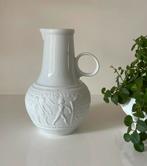 Royal KPM biscuitporselein vaas, Overige kleuren, Ophalen of Verzenden, Minder dan 50 cm, Glas