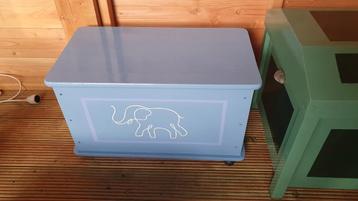 Speelgoedkist olifant nieuw. beschikbaar voor biedingen