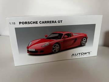 Porsche Carrera GT rood kartonnen doos beschikbaar voor biedingen