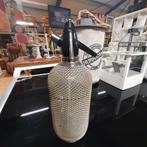 Vintage soda sifon glazen spuitfles met gaas eromheen, Ophalen of Verzenden, Gebruikt