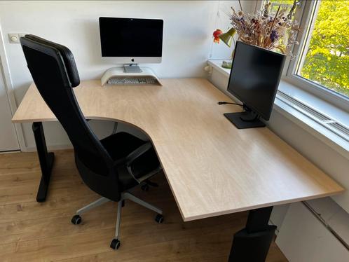 Hoekbureau + bureaustoel te koop, Huis en Inrichting, Bureaus, Zo goed als nieuw, Ophalen