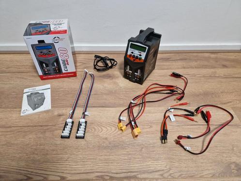 Rc plus cube duo 80 snellader , lipo lader, Hobby en Vrije tijd, Modelbouw | Radiografisch | Overige, Zo goed als nieuw, Ophalen of Verzenden