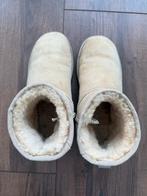 Uggs maat 38 - Gedragen, Ophalen, Gedragen, Beige, Pantoffels of Sloffen