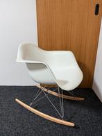 Schommelstoel Vitra RAR replica, Huis en Inrichting, Stoelen, Ophalen, Zo goed als nieuw, Wit, Eén
