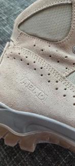 MEINDL BERG WANDELSCHOENEN BEIGE MT 41 MULTIGRIP 2885-52, Ophalen of Verzenden, Zo goed als nieuw, Schoenen
