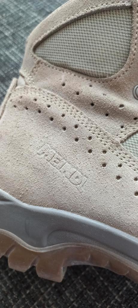 MEINDL BERG WANDELSCHOENEN BEIGE MT 41 MULTIGRIP 2885-52, Sport en Fitness, Bergsport en Wandelen, Zo goed als nieuw, Schoenen