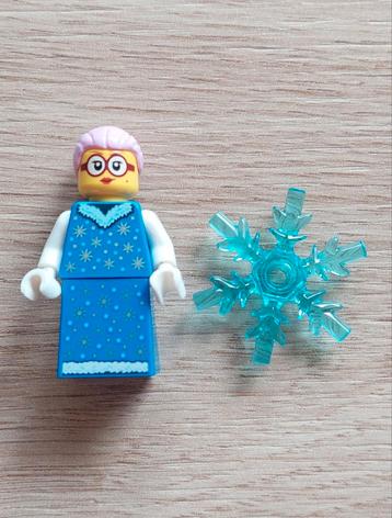 Lego minifiguur vrouw met ijskristal/sneeuwvlok (kerst) beschikbaar voor biedingen