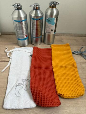 Baby kruiken en kruikenzakken beschikbaar voor biedingen