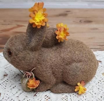 Gepimpte flock haas / konijn, eitje & bloemen, PASEN beschikbaar voor biedingen
