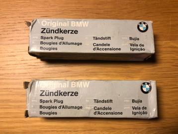 D.032 / 2 stuks BMW R1 Bougies [nog nieuw in doosje] beschikbaar voor biedingen