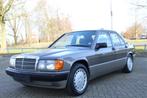 Mercedes-Benz 190 2.0 Automaat 95000KM! UNIEK MOOI ORIGINEEL, Auto's, Oldtimers, Automaat, Bedrijf, Grijs, Sedan