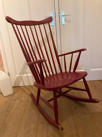Schommelstoel bintage Deens design beschikbaar voor biedingen