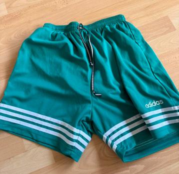 Vintage Adidas voetbalbroekje (type Feyenoord uitshirt ‘95) beschikbaar voor biedingen