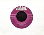 7"/SINGLE  LYDIA & HER MELODY STRINGS - Send Me The Pillow, Ophalen of Verzenden, Gebruikt, Pop