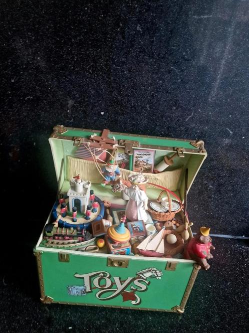 Enesco speeldoos speelgoedkist, Antiek en Kunst, Curiosa en Brocante, Ophalen of Verzenden