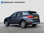 BMW X1 xDrive25i High Executive | Pano | Trekhaak | Leder |, Auto's, Gebruikt, Euro 6, 4 cilinders, Bedrijf