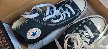 Converse sneakers hoog, zwart,maat 39, hoge witte rand beschikbaar voor biedingen