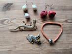 Div sieraden oa 2 puntgave broches van kat en salamander,., Ophalen of Verzenden, Gebruikt, Oor- of Traguspiercing
