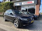 Volkswagen Tiguan 1.4 TSI ACT Business R-Line Aut.| Navi|Sch, Auto's, Stof, 4 cilinders, 150 pk, Zwart