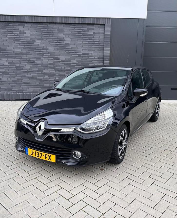 Renault Clio 1.2 5-DRS, APK 08/26, Trekhaak, Stoelverwarming, Auto's, Renault, Particulier, Clio, Airbags, Airconditioning, Bluetooth