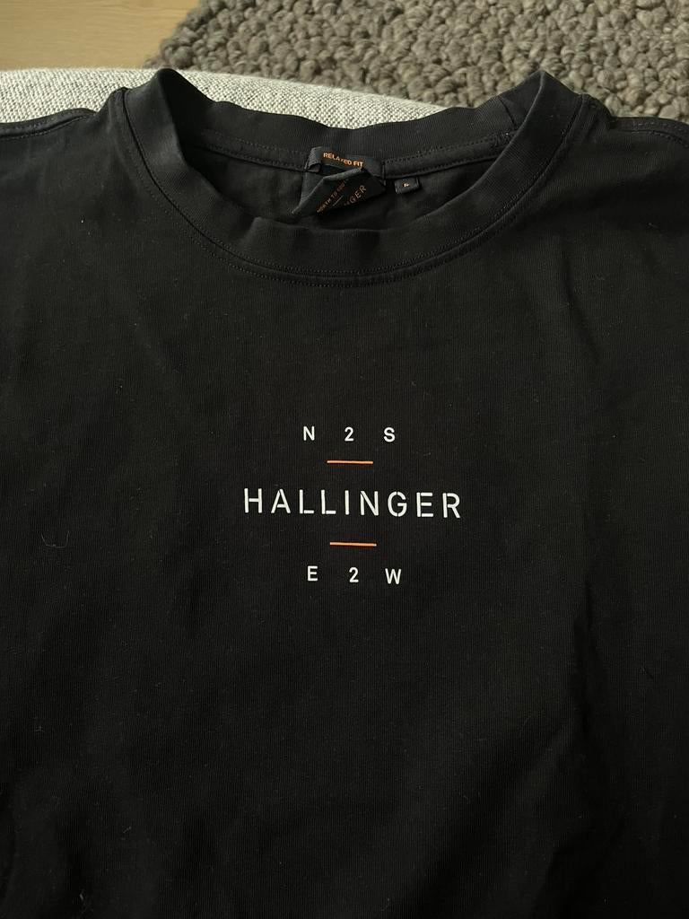 Prachtig shirt van Hallinger, Kleding | Heren, T-shirts, Ophalen of Verzenden, Zo goed als nieuw, Maat 52/54 (L), Zwart