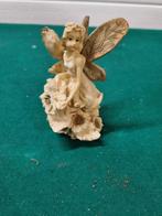 -	beeld elfje polyresin, Verzamelen, Ophalen of Verzenden