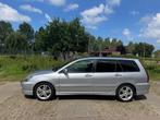 Mitsubishi Lancer 2.0 S Wagon 2009 Grijs, Voorwielaandrijving, 65 €/maand, Stof, Zwart