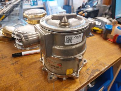 Wierpot Modina 32 mm, Watersport en Boten, Bootonderdelen, Gebruikt