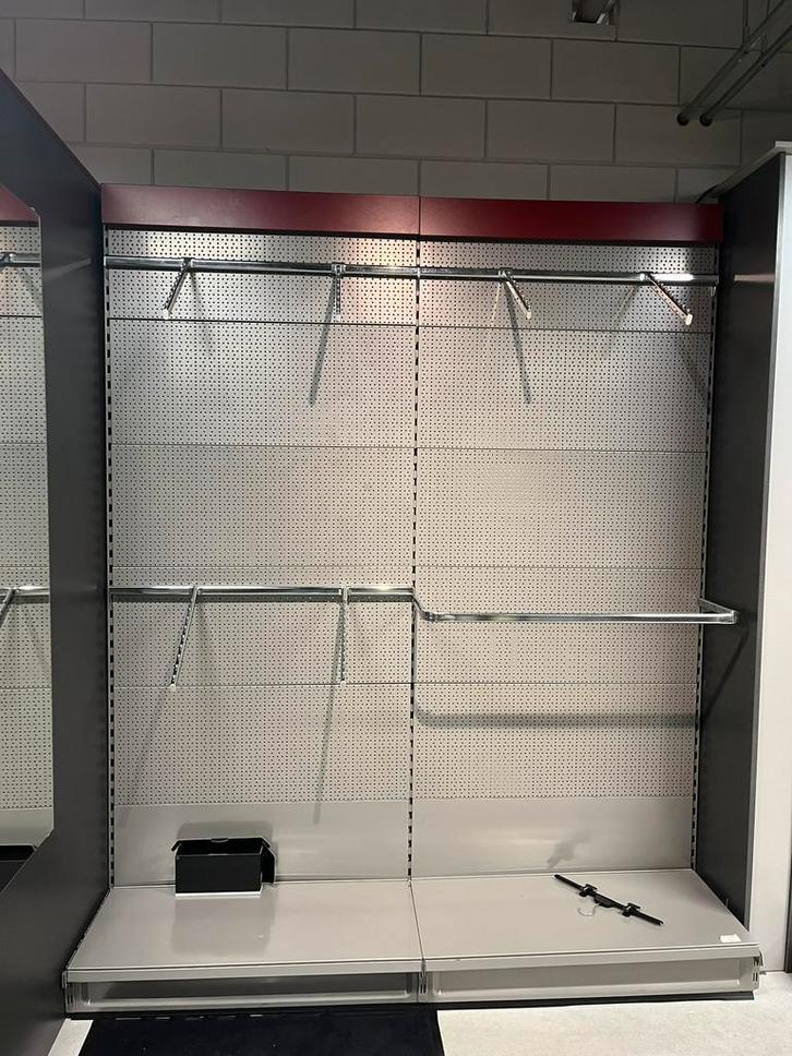 Winkelinrichting kleren meerder kledingrekken voor in winkel, Kleding | Dames, Kledingrekken, Ophalen of Verzenden