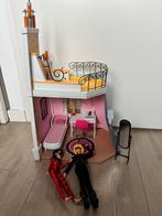 Miraculous Poppenhuis met Figuren feest versiering opmaakpop, Ophalen of Verzenden, Zo goed als nieuw, Poppenhuis