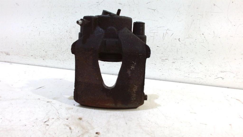 Remklauw rechts voor Volkswagen Golf, Onderdelen@venauto.nl, Van der Ven Autorecycling B.V., Gebruikt, Ettenseweg 76, 4706 PB Roosendaal, The Netherlands