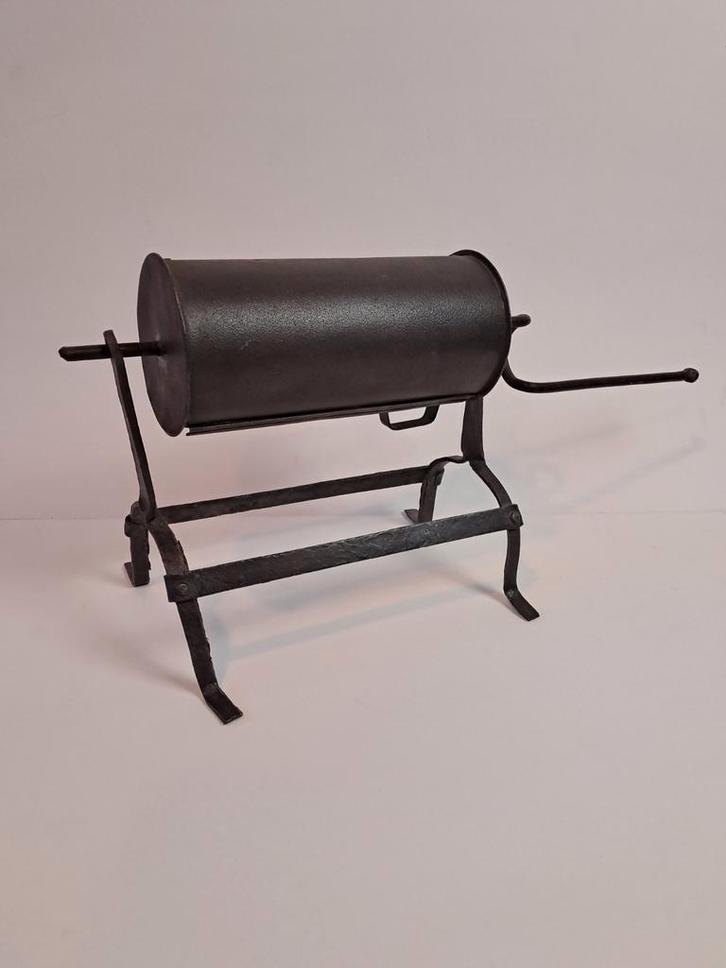 KOFFIE. 19de eeuwse ijzeren hand koffiebonenbrander, Antiek en Kunst, Curiosa en Brocante, Ophalen of Verzenden